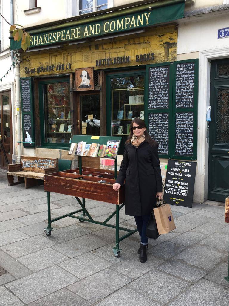 Kathleen Peddicord outside Shakespeare and Company bookstore