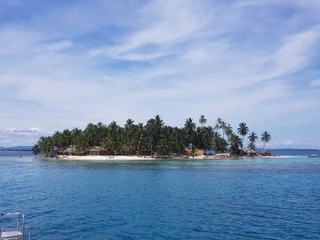 An white sand island